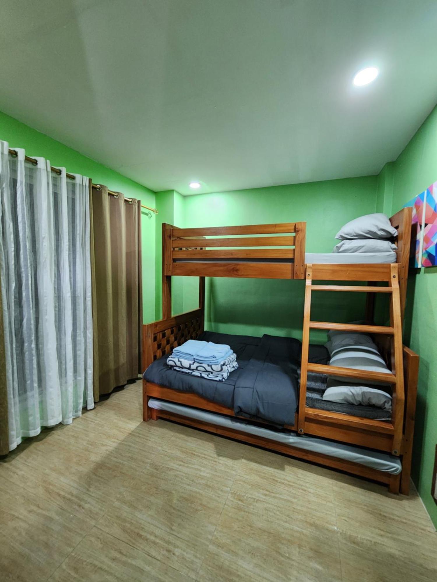 Mountain And Sunsetview Baguio Residences Baguio City ห้อง รูปภาพ